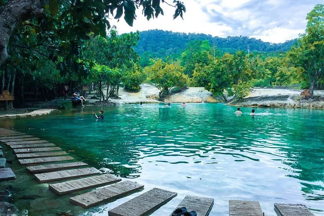 Klong Thom Hot Springs & Emerald Pool (Khao Nor Chu Chi)